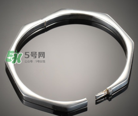銀手鐲變黑了如何洗白？銀手鐲變黑怎么洗？
