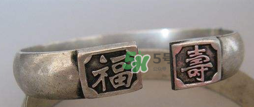 銀手鐲可以用牙膏洗嗎？銀手鐲可以用什么洗？