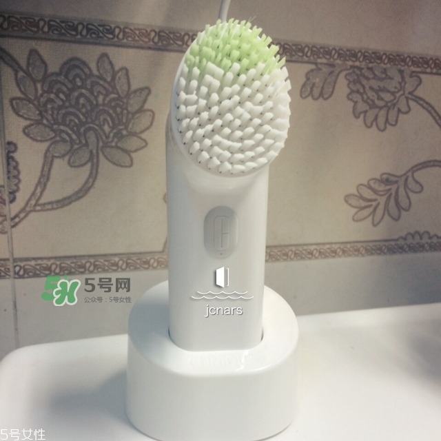 倩碧聲波潔面儀怎么用？倩碧聲波潔面儀使用方法
