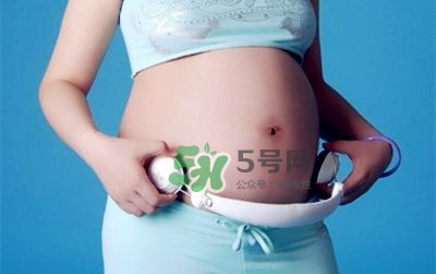 音樂胎教是媽媽聽還是放在肚子上？胎教音樂有哪些？