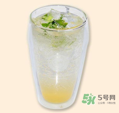 蘇打水是什么水？蘇打水喝多了會怎么樣？