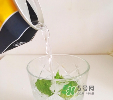 蘇打水怎么做飲料？檸檬蘇打水怎么做