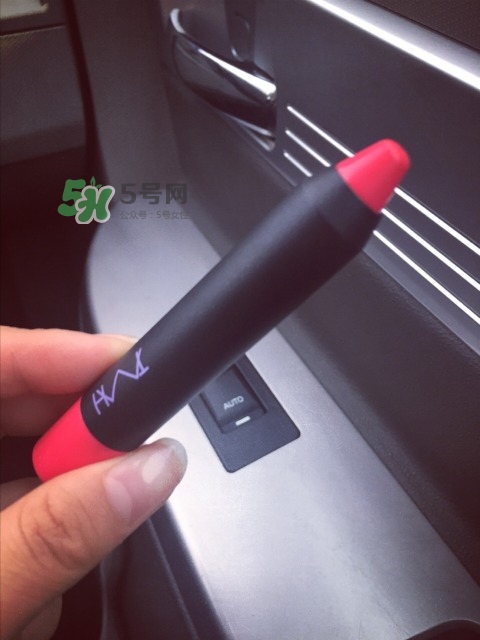 緞面口紅哪個好用？緞面口紅排行榜