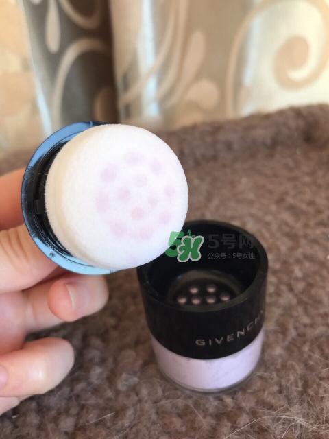 紀(jì)梵希蘑菇散粉色號怎么選？紀(jì)梵希蘑菇散粉色號試色