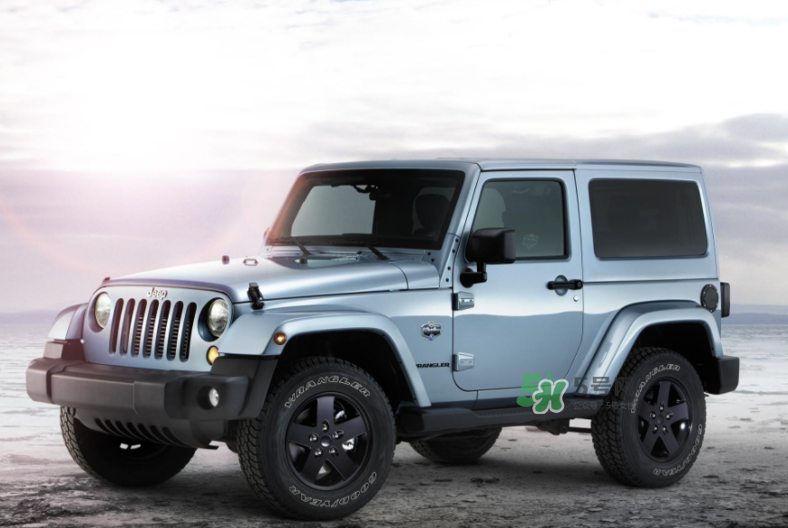 俠盜聯(lián)盟張丹開(kāi)的越野車什么牌子？俠盜聯(lián)盟劉德華開(kāi)的什么車？