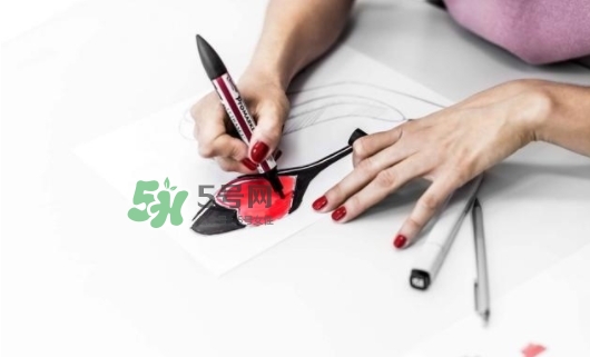 dioramour愛心高跟鞋多少錢？迪奧七夕愛心鞋發(fā)售時(shí)間