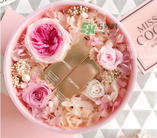 2017TF七夕限量白管口紅禮盒多少錢_禮盒內(nèi)容 2017TF七夕限量白管口紅禮盒多少錢_禮盒內(nèi)容