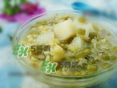 荸薺可以生吃嗎？女人吃荸薺有什么好處？