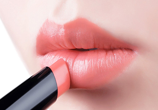 保濕口紅哪個(gè)牌子好？什么牌子的口紅保濕效果好
