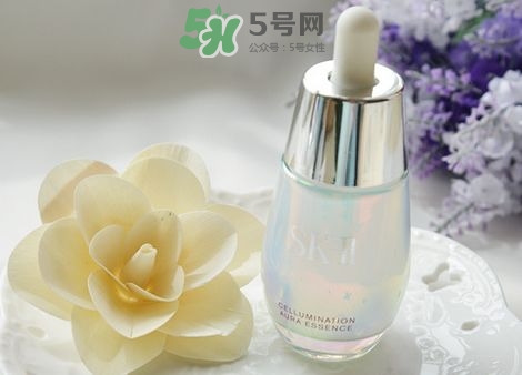 sk2小紅瓶和小燈泡精華哪個好？sk2小燈泡和小銀瓶精華區(qū)別