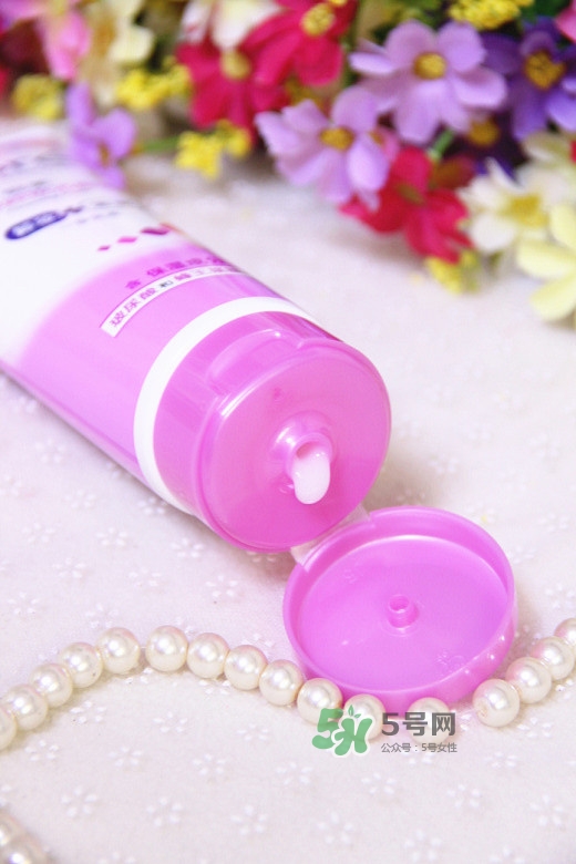 碧柔卸妝潔面乳好用嗎？碧柔卸妝潔面乳怎么用？