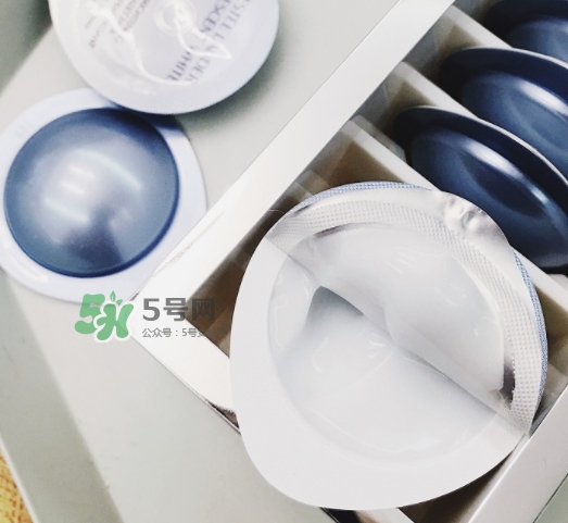 雅詩蘭黛凍膜好用嗎？雅詩蘭黛晶透沁白凍膜怎么樣