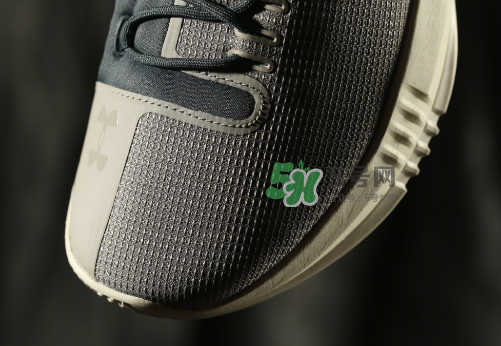 under armour drive 4怎么樣？ua安德瑪drive 4測評