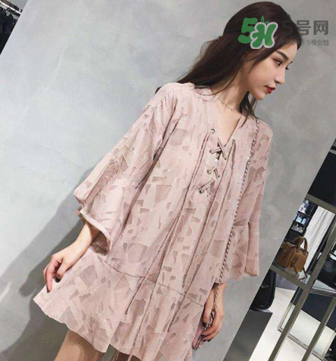 9月份可以穿裙子嗎？九月份還可以穿裙子嗎？