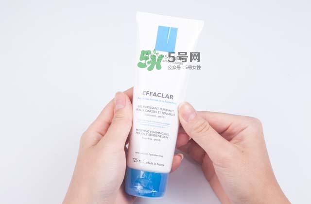 理膚泉凈膚控油潔面泡沫怎么樣？理膚泉潔面泡沫和啫喱