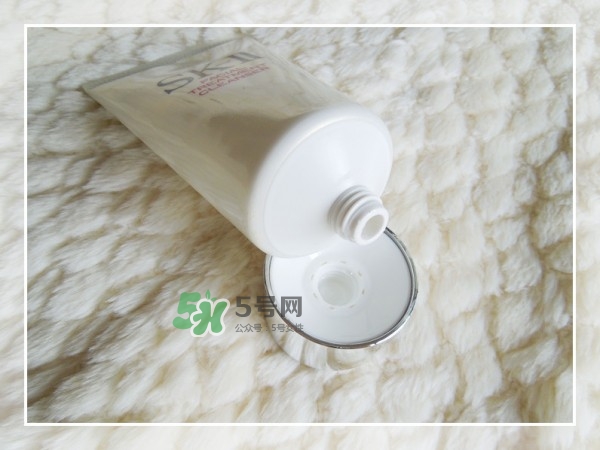 SK2護(hù)膚潔面霜怎么樣？sk2潔面霜是洗面奶嗎？