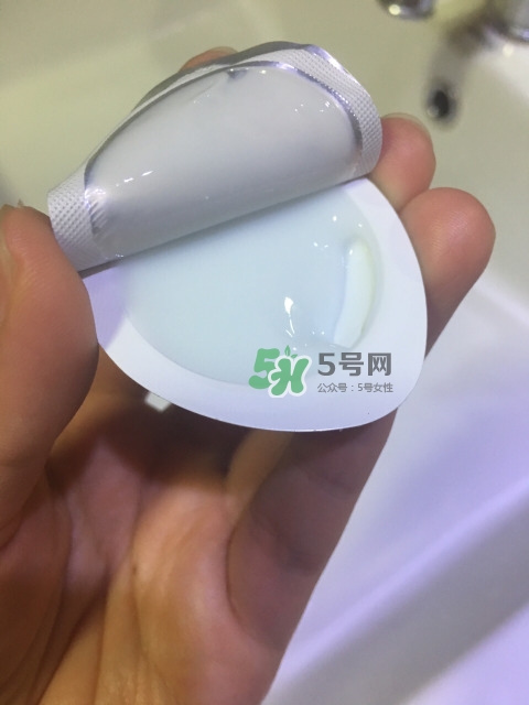 雅詩蘭黛凍膜敷多久？雅詩蘭黛晶透沁白凍膜多久敷一次