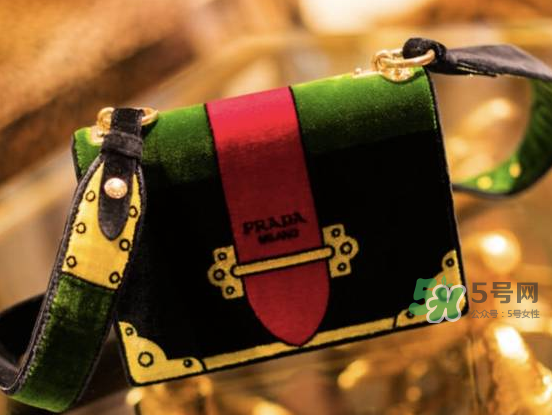 2017七夕可以送包包嗎？2017七夕送什么包包？