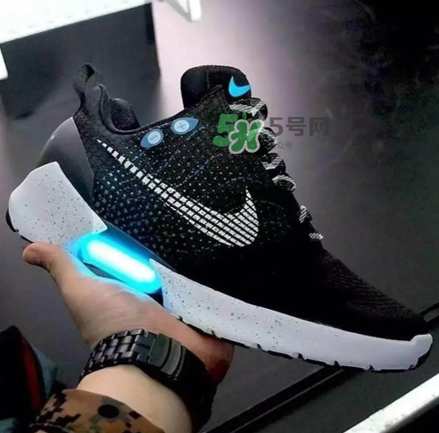 nike hyperadapt 1.0國(guó)內(nèi)什么時(shí)候發(fā)售？耐克自動(dòng)系鞋帶鞋國(guó)內(nèi)發(fā)售時(shí)間