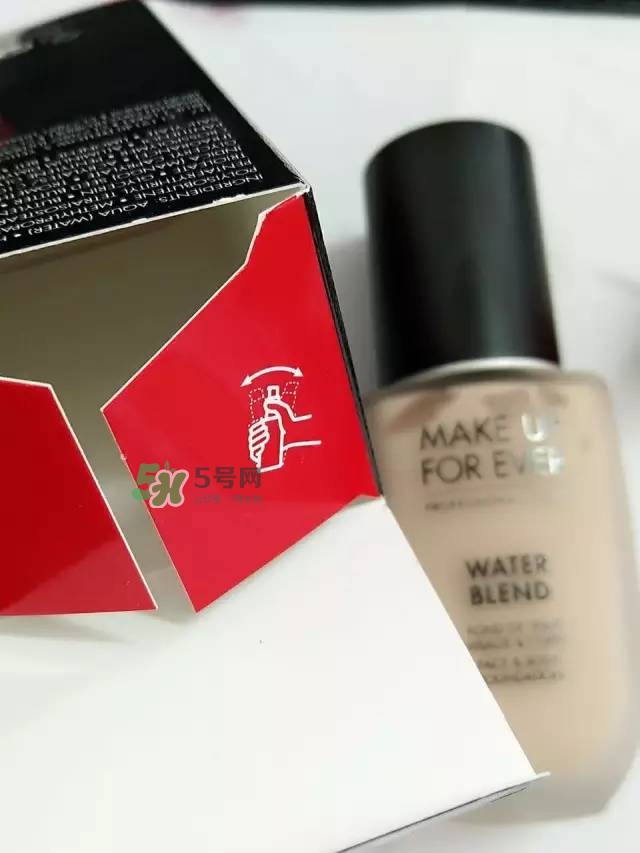 玫珂菲水粉霜怎么樣？玫珂菲全新雙用水粉霜好用嗎？