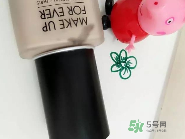 玫珂菲水粉霜怎么樣？玫珂菲全新雙用水粉霜好用嗎？