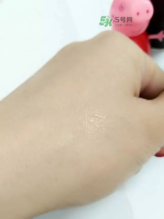 玫珂菲水粉霜怎么樣？玫珂菲全新雙用水粉霜好用嗎？