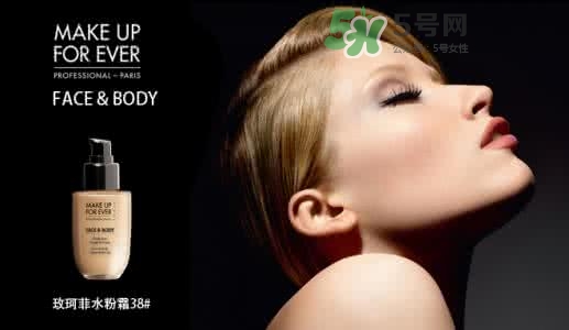 玫珂菲水粉霜怎么樣？玫珂菲全新雙用水粉霜好用嗎？