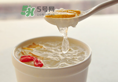 燕窩可以和桃膠一起燉嗎？燕窩燉桃膠的做法大全