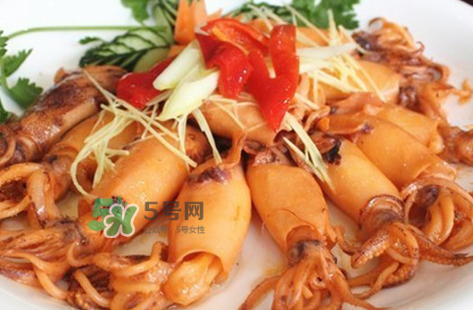 魷魚仔怎么清洗圖解？小魷魚怎么清洗？