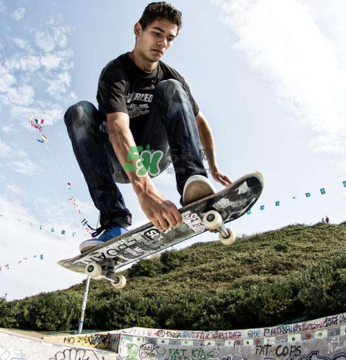 hermes滑板多少錢？愛馬仕滑板專柜價(jià)格