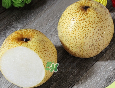 梨子有酒味還能吃嗎？梨子生吃好還是熟吃好