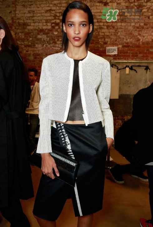 helmut lang是什么牌子？helmut lang是什么檔次？