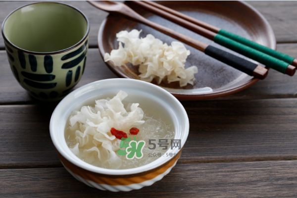 吃燕窩能保胎嗎？燕窩可以和什么一起燉？