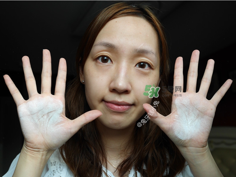 珍珠粉解決夏天臉上出油的偏方 珍珠粉解決夏天臉上出油的偏方