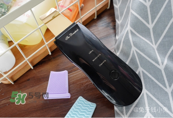 哪種護(hù)膚品可以深層清潔臉部毛孔 深層清潔的護(hù)膚品推薦 哪種護(hù)膚品可以深層清潔臉部毛孔 深層清潔的護(hù)膚品推薦