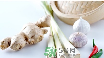 男人吃蔥壯陽嗎？男人吃蔥有什么好處？