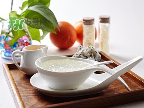 燕窩可以和桃膠一起燉嗎？燕窩燉桃膠的做法大全