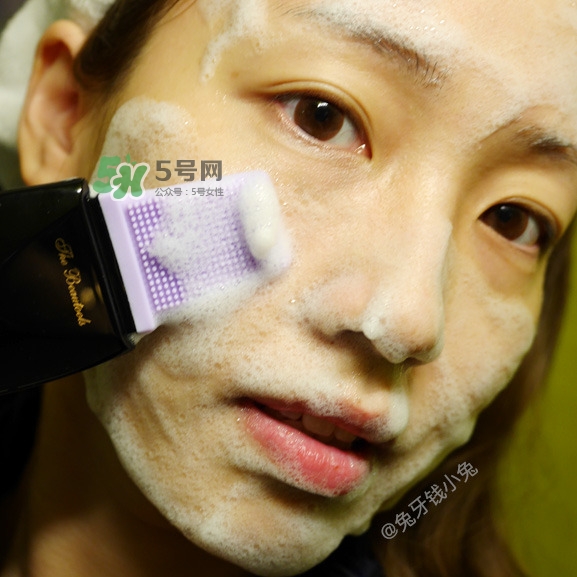 哪種護(hù)膚品可以深層清潔臉部毛孔 深層清潔的護(hù)膚品推薦 哪種護(hù)膚品可以深層清潔臉部毛孔 深層清潔的護(hù)膚品推薦