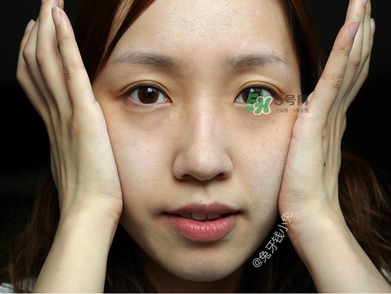 珍珠粉解決夏天臉上出油的偏方 珍珠粉解決夏天臉上出油的偏方