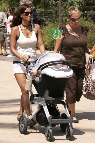 產(chǎn)后減肥難？明星媽媽減肥絕招大公開~