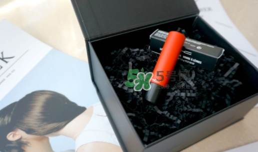 mac魅可立體凝彩唇膏怎么用？魅可立體凝彩唇膏真假辨別