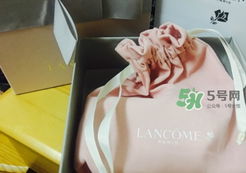 蘭蔻小粉盒氣墊多少錢？蘭蔻小粉盒氣墊專柜價格