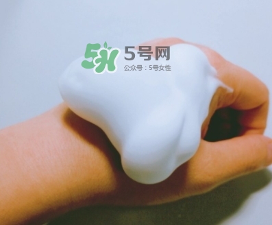 妮維雅氨基酸洗面奶怎么樣？妮維雅氨基酸潔面慕斯價(jià)格