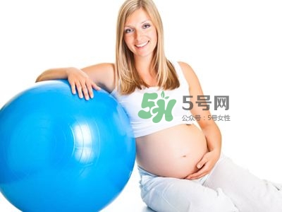 順產(chǎn)前做什么運(yùn)動(dòng)生得快？順產(chǎn)前吃什么有助分娩？