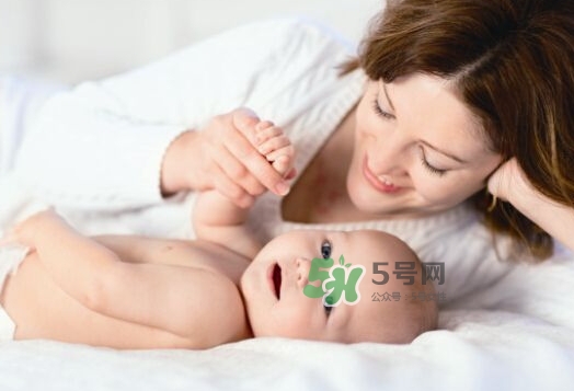 剖腹產真的不疼嗎？20位產后媽媽告訴你剖腹產有多疼