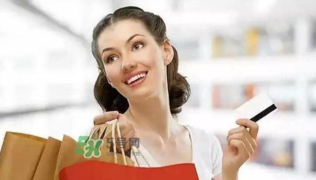 生孩子會(huì)遇到尷尬的事情有哪些？生孩子會(huì)變老嗎？