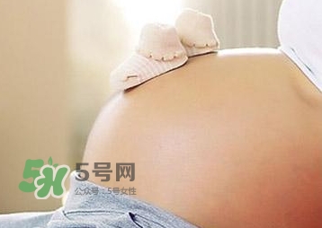 剖腹產真的不疼嗎？20位產后媽媽告訴你剖腹產有多疼