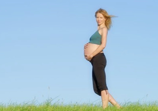 順產(chǎn)前做什么運(yùn)動(dòng)生得快？順產(chǎn)前吃什么有助分娩？