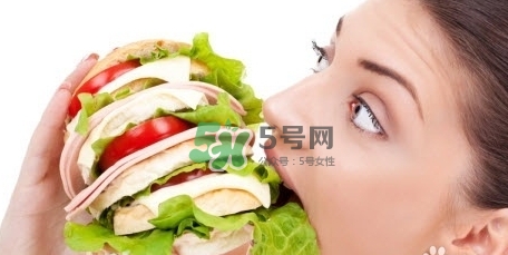 晚上運(yùn)動(dòng)后能吃東西嗎？晚上運(yùn)功后吃什么水果好？