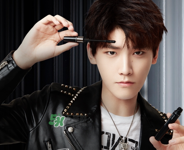 the face shop菲詩小鋪二合一睫毛膏怎么用_使用方法 the face shop菲詩小鋪二合一睫毛膏怎么用_使用方法